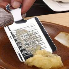 1個不鏽鋼大蒜研磨器、姜磨機、大蒜磨姜壓榨機,餐廳餐飲美食貨車供應用廚房小工具 - 銀色 - 查看 3