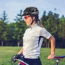 可調式超輕量成人山地自行車頭盔-為您的戶外騎行冒險提供最大的舒適性和保護