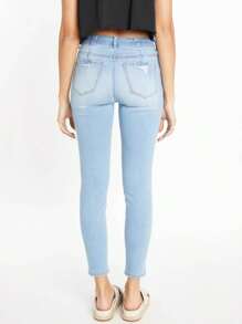 HIGH RISE ANKLE SKINNY WITH BACK DART DETAIL - Light Wash - View 2