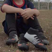 Uzze Sport Kids Soccer Shoes - màu đen - Xem 7