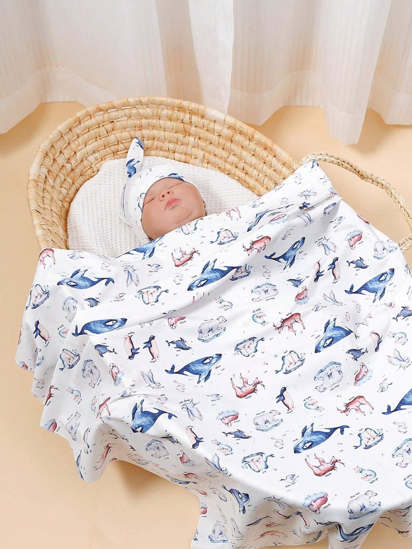momscare Baby Boy's Arctic Animals Patterned Hats And Swaddle Blankets
