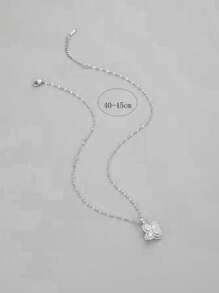 1 pièce Collier en acier inoxydable avec pendentif fleur trèfle à quatre feuilles en cubic zirconia cubique rotatif à la mode pour femmes, convient pour les fêtes, le port quotidien, le style européen et américain, personnalisé, généreux, cubic zirconia cubique, bijoux de mariage, cadeau pour fille, famille, amis, anniversaire, Saint-Valentin, cadeau pour l'amoureux - Argent - Voir 3