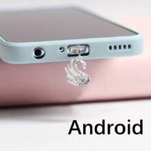 1 Stück Handy-staubschutz Mit Schönen Schwänen, Modisches Juwel Eingelegtes Legierungspendan, Daten- & Ladunganschluss Kappe