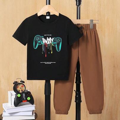 年輕男孩時尚字母和電子遊戲印花針織短袖t卹和休閒夏季彈性腰帶運動長褲套裝