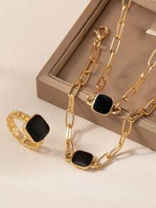 1 款时尚几何形状个性化配饰套装