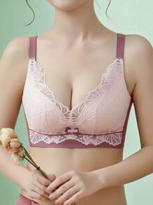 Fashionable Lace Trimmed Comfortable Lightweight Bra Wireless, Push-Up And Anti-Sagging, No Trace, Side-Breast Collection, Lingerie