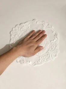 1pc/2Pcs Retro Lace Placemats, French Crochet Doilies, Handmade Embroidered Table Mats, 11x11.81-In Beige Place Mats Cup Mat, Victorian Decor, Placemats, Doilies For Dressers And End Tables, Oval Placemats, Table Placemats - Multicolor - View 4