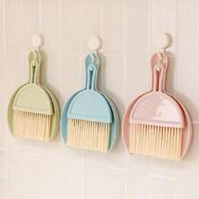 1pc Mini Desk Cleaning Brush, Computer Keyboard Brush, Small Broom And Dustpan Set - Pink - View 4