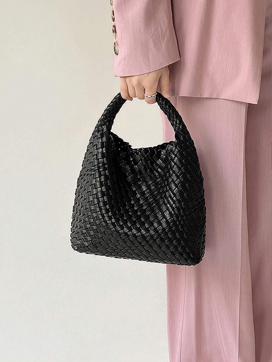New Arrival Woven Bucket Bag, Fashionable And Stylish Handbag With Unique Design. Versatile Shoulder Bag/Crossbody Bag For Work, Commute, School, Or Casual Outings. Simple And Vintage Style. Perfect For Professionals, Students, And Anyone Seeking A Cute And Colorful Accessory. Dopamine Color Scheme. - 黑色 - 查看 1