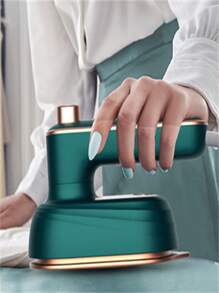 Kit Mini Ferro de Passar Mais Mini Maquina De Costura Bivolt 110/220v - Multicolorido - Visão 5