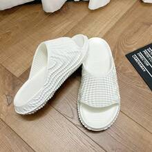 夏季男士時尚的3d流線型圖案設計eva泡沫一體成型拖鞋,具有增高功能,防滑耐磨,適用於家庭、工作、海灘和度假步行 - 白色 - 查看 2