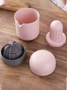 1入組手動柑橘榨汁機，檸檬造型柑橘榨汁機，創意橙汁機，手持式橙汁機，家用手動榨汁機，廚房工具，廚房攜帶式水果機，攜帶式榨汁機+攪拌機連組合，果汁，檸檬。 - 彩色 - 查看 7