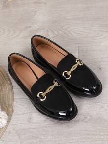 Zapatos planos de mujer con escote bajo y punta redonda, nuevos zapatos de estilo vintage británico para primavera, mocasines negros