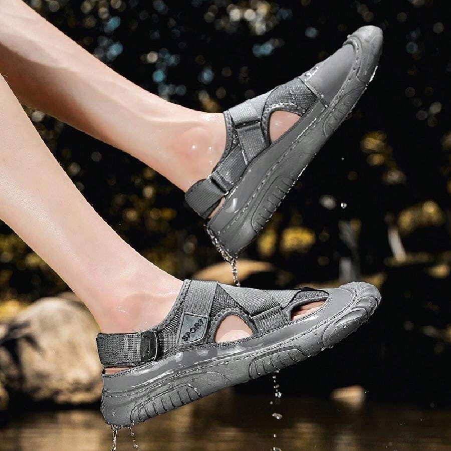 Men's Closed-Toe Anti-Collision Sandals, Durable Slip-Resistant Beach Shoes - Grey - View 1