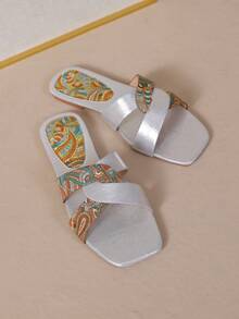 Plus Size Women's Flat Sandals - Silver - View 3