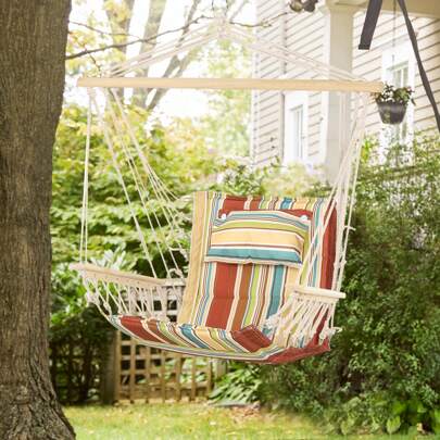 Outsunny Hanging Hammock Chair Swing Chair Thick Rope Frame Wide Seat Indoor Outdoor Home, Patio, Yard, Garde Spot Stylish Multi-Color Stripe