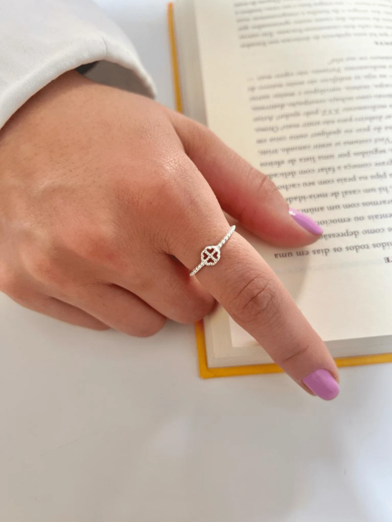 Fine Single Ring - cỏ ba lá - Xem 1