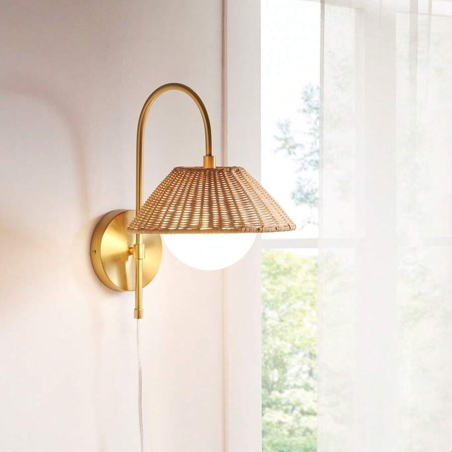 Rattan Weave Wall Sconce - Gold - View 1