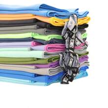 1 pièce/3 pièces Sac à fermeture éclair carré contenant des serviettes en microfibre ultra douces, séchage rapide, haute absorption d'eau, super compact, convient pour le camping, la gym, la plage, la natation, le yoga, serviettes de sport douces et absorbantes. (Plusieurs couleurs et tailles disponibles)