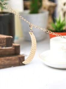 mosoon dreamer 1pc Cast Iron Crafted & Hammered Blood Moon Shaped Gold Plated Wall Hanging Decor For Home,Home Decor ,Room Decor,Wall Decor Gifts Birthday Graduation