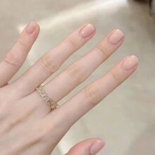 24片穩重素雅美甲貼片，淺裸色、純色，美甲產品，正方形假指甲，自然柔和，無需甲油，附1顆果凍膠和1個迷你指甲文件，即黏即用的美甲用品 - 藕粉色 - 查看 7