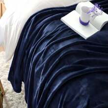 1入純色深藍色絨面毛毯,現代簡約風格的聚酯纖維絨面毛毯,柔軟、舒適、溫暖、攜帶方便,適用於客廳、家庭、寵物、汽車、旅行,適用於各季節 - 藏蓝色 - 查看 4