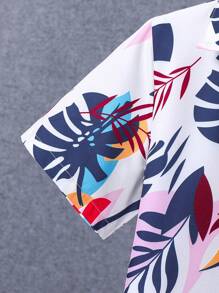 2pcs/Set Tween Boy Casual Leaf Ditsy Floral Turndown Collar Short Sleeve Shacket And Solid Color Shorts Set, Spring/Summer - Royal Blue - View 3