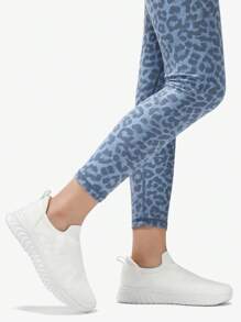 STQ Womens Slip On Trainers Causal Comfortable Shoes With Arch Support - Blanco - Ver 1