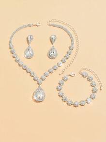 1 Set de joyería femenina a la moda - Collar, aretes y brazalete