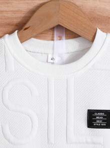 Young Boy Fashionable Sporty 2-Piece Set: Simple Letter Design Embossed Short Sleeve Top And Casual Shorts