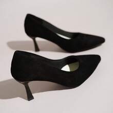 女士泵鞋-2024年春季新品,採用柔軟皮革製作,透氣且專業設計,指尖和細高跟的樣式集於一體並附有船鞋,時尚百搭 - 黑色 - 查看 3