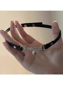 1pc Women Leather Bell Choker Necklace, Versatile For Parties, Gatherings And Daily Wear - Black - View 3