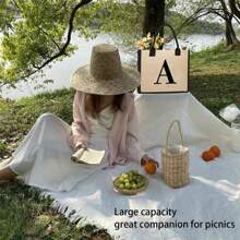 1 Peça Bolsa de Linho Amarela com Impressão de Letra Simples, Bolsa de Presente de Casamento Personalizada para Madrinhas, Bolsa de Viagem e Armazenamento, Bolsa de Maquiagem de Viagem de Grande Capacidade: Perfeita para Beleza ao Ar Livre! Adequada para Bolsa de Armazenamento Portátil e Casual de Casamentos, Bolsa de Compras Multifuncional, Design Totalmente Novo, Grande Capacidade, Opção de Compras Ideal, Melhores Presentes de Natal para Professores - Caqui - Visão 6