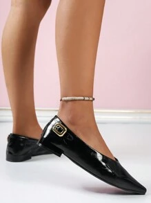 SHIHUA Summer Women's British Style Black Comfortable Flat Shoes, With French Vintage Elements And Fashionable Pointed Metal Buckle Design. These Deep-Mouthed Shoes Are Versatile In Any Occasion. (Model 2024)