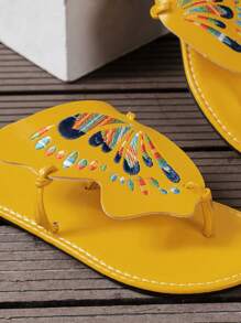 Beautiful Women's Flat Sandals, New Style Fashionable Butterfly Embroidery Flip Flops For Walking And Casualwear