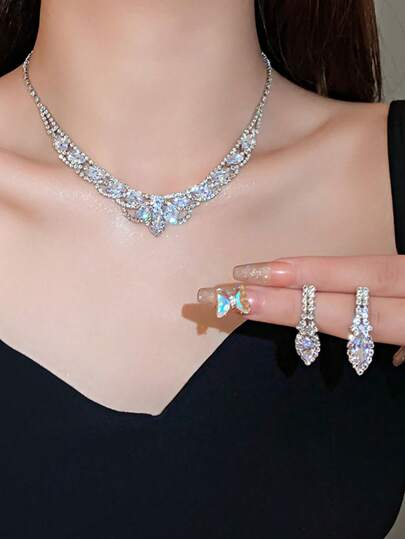 1條全晶鑽項鍊和1對全晶鑽耳環,閃亮華麗的新娘珠寶套裝