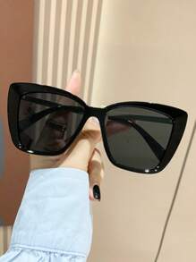 1 件女士方形金属时尚太阳镜优雅太阳镜海滩太阳镜女士海滩配饰太阳镜太阳镜色调基本款适合毛衣牛仔裤运动裤连帽衫夹克连衣裙和长袖衬衫时尚遮阳优雅装扮家庭出游旅行度假夏季海滩度假、户外、旅行 - 黑色 - 查看 2