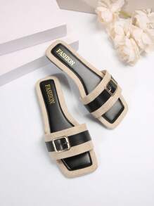 Women's Flat Slip-Resistant Beach Sandals With Square Toe