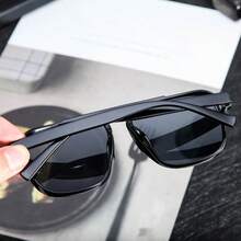 1pc Women's Square Personalized Plastic Frame Fashion Glasses, Suitable For Outdoor Beach Activities - Black - View 6