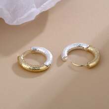1pair European & American Fashion Personalized Simple Small Twill Texture Metallic Hoop Earrings With Two Tones Winter Gifts - Multicolor - View 9