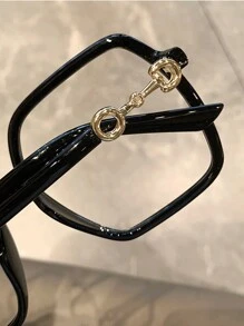 1 pièce Nouveaux lunettes à grand cadre pour femmes, accessoire mode pour un porter quotidien et des nuances affinantes du visage. Accessoires de plage pour femmes. essentiels pour tenues femmes automne hiver, casual, affaires, cadeaux pour vacances d'été, plage, extérieur, voyage