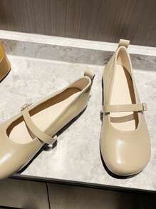 女士复古玛丽珍平底鞋，圆头低帮法式正装鞋，大码 41-43