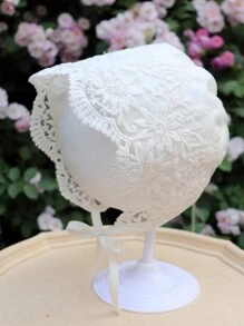 1pc Newborn/Infant White Lace Detailed Spring/Summer Baby Bonnet