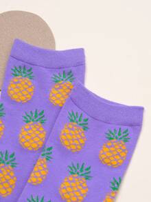 1pair Men's Purple Pineapple Fruit Cartoon Personalized Mid-Calf Socks - Purple - View 5