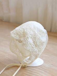 1pc Newborn/Infant White Lace Detailed Spring/Summer Baby Bonnet