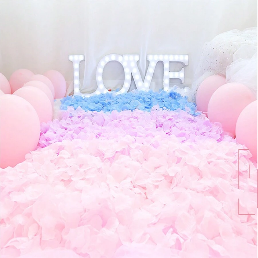 1入組浪漫無紡布織物人造花瓣設計紙巾紙屑適用於情人節