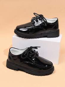 男孩的新時尚英式潮流滑入式專利皮革防滑平底鞋,帶扣,適合所有季節 - 黑色 - 查看 3