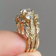 Ensemble 3 Pièces Bague En Alliage De Couleur Dorée Luxueuse Et Choisie, Avec Décoration Qui Peut Être Portée Quotidiennement Ou En Tant Que Bague De Fiançailles.