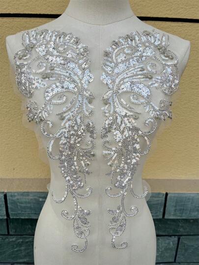 تطريز بقطع برّاقة بشكل زهرة وشرابة لفستان الزفاف، قماش دانتيل بقطع مطرزة، جوانتي موجز مداخن الياقة، خرز تزيين عصري، قماش حرفي لتزيين الفستان والأزياء اليدوية