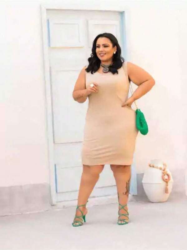 VESTIDO PLUS REGATA ALÇA GROSSA FEMININO VESTE 48 A 52